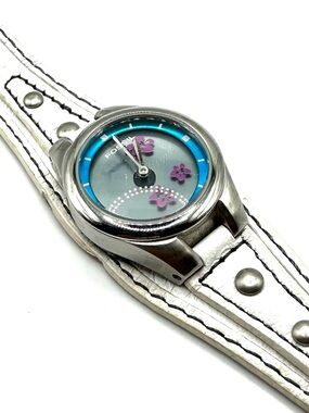 Fossil White Leather Strap Watch with Blue Dial and Pink Floral Accents